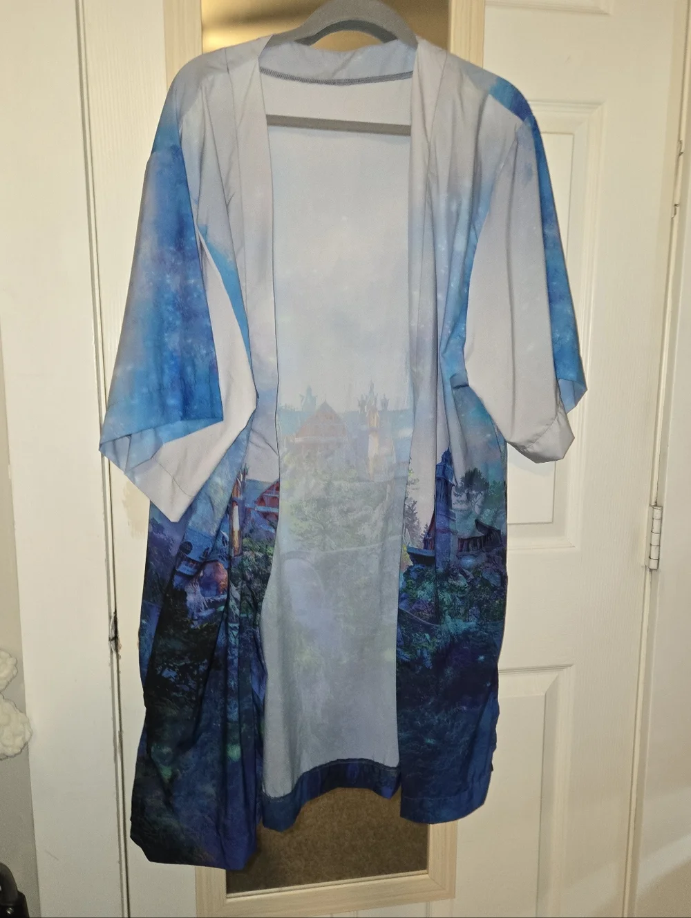 BM Rivendell Robe - Picture 3 of 4